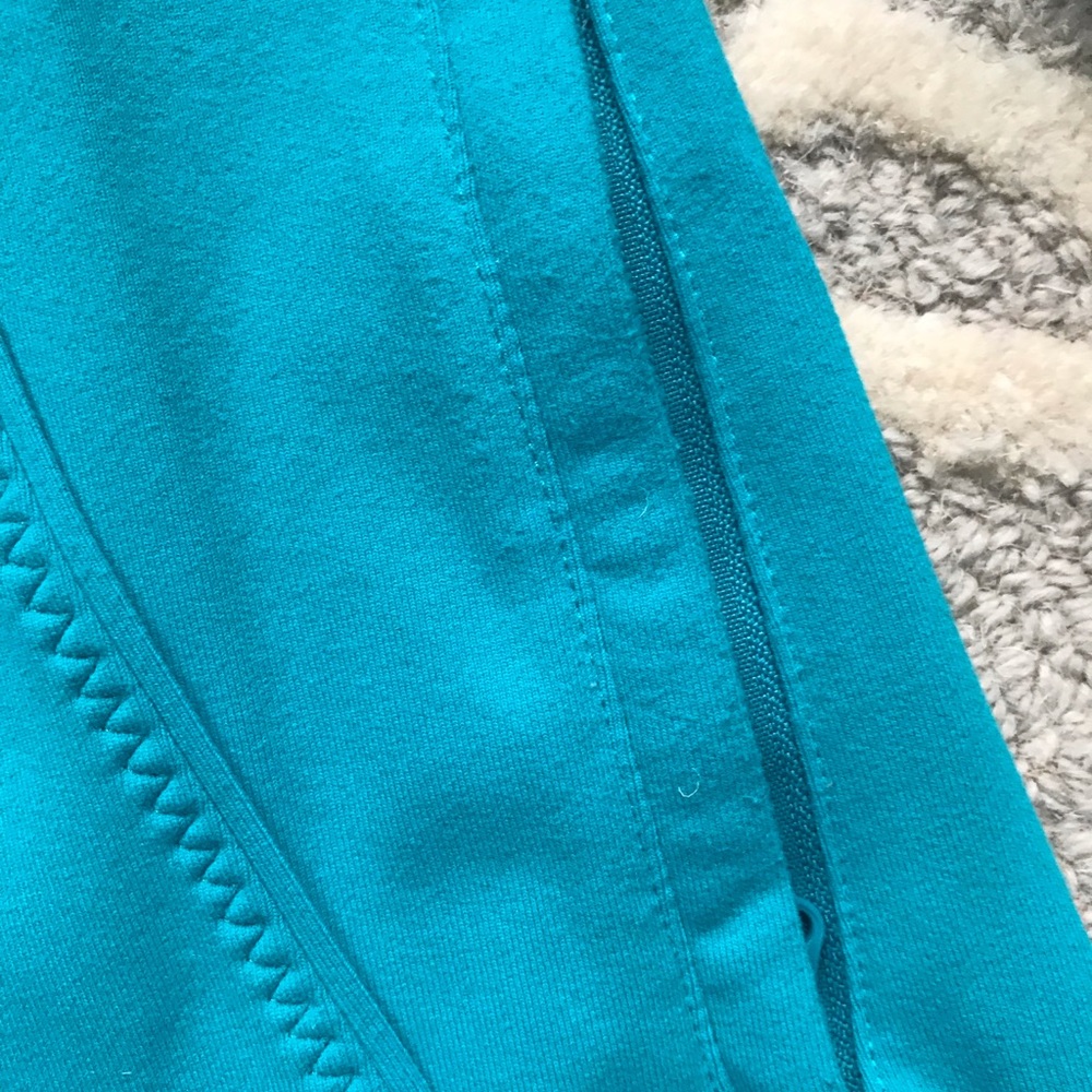 Lululemon In stride jacket - Picture 5 of 8